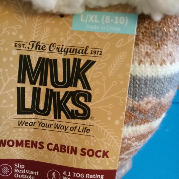 NEW WITH TAGS Muk Luks women's cabin socks size 8-10 - Picture 3 of 6